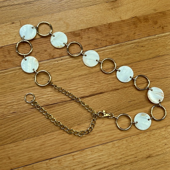 Vintage Shell Circles & Gold Tone Circles Belt with Chain for adjustable waist - Picture 1 of 9